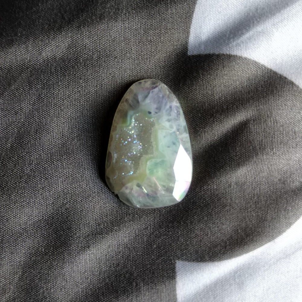Kendra scott iridescent drusy stone